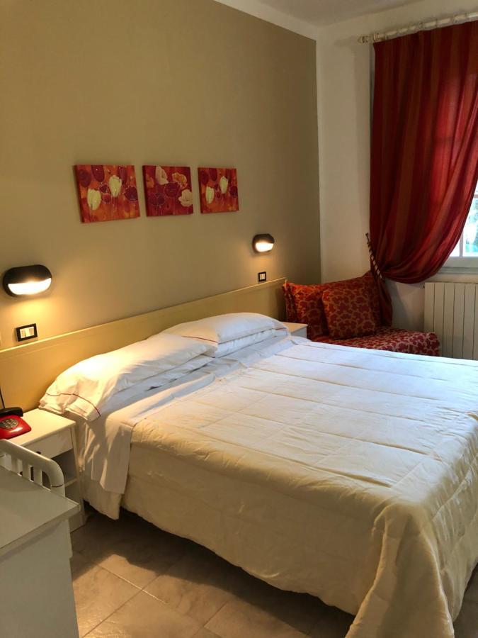 Hotel Montepizzo Lizzano In Belvedere Dış mekan fotoğraf