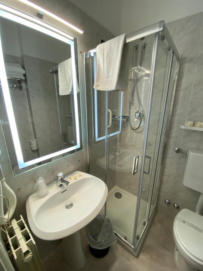Hotel Montepizzo Lizzano In Belvedere Dış mekan fotoğraf
