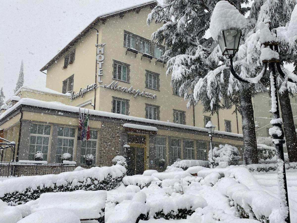 Hotel Montepizzo Lizzano In Belvedere Dış mekan fotoğraf